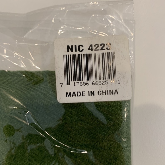 Pashmina Green Scarf/Shawl/Wrap, New in package - Picture 7 of 8